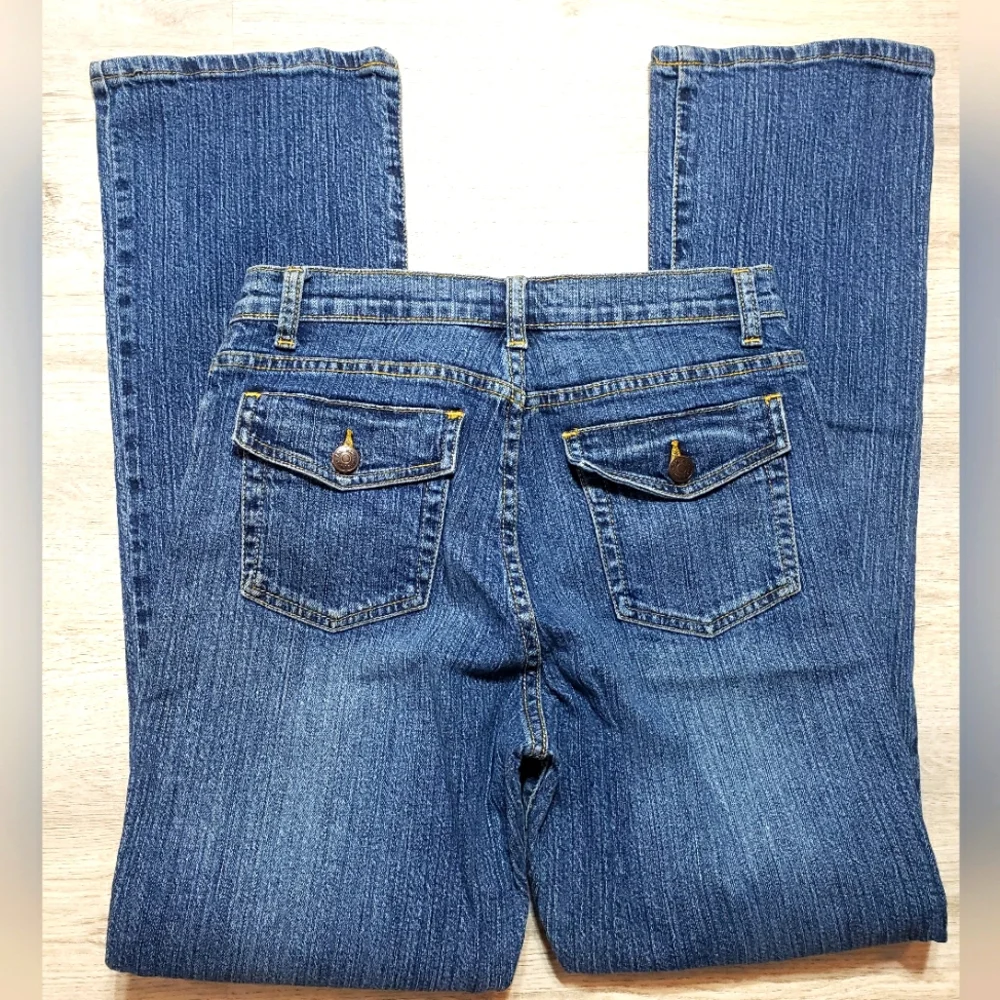 Womens Zena Jeans with rhinestones..Size 4 - Picture 1 of 13